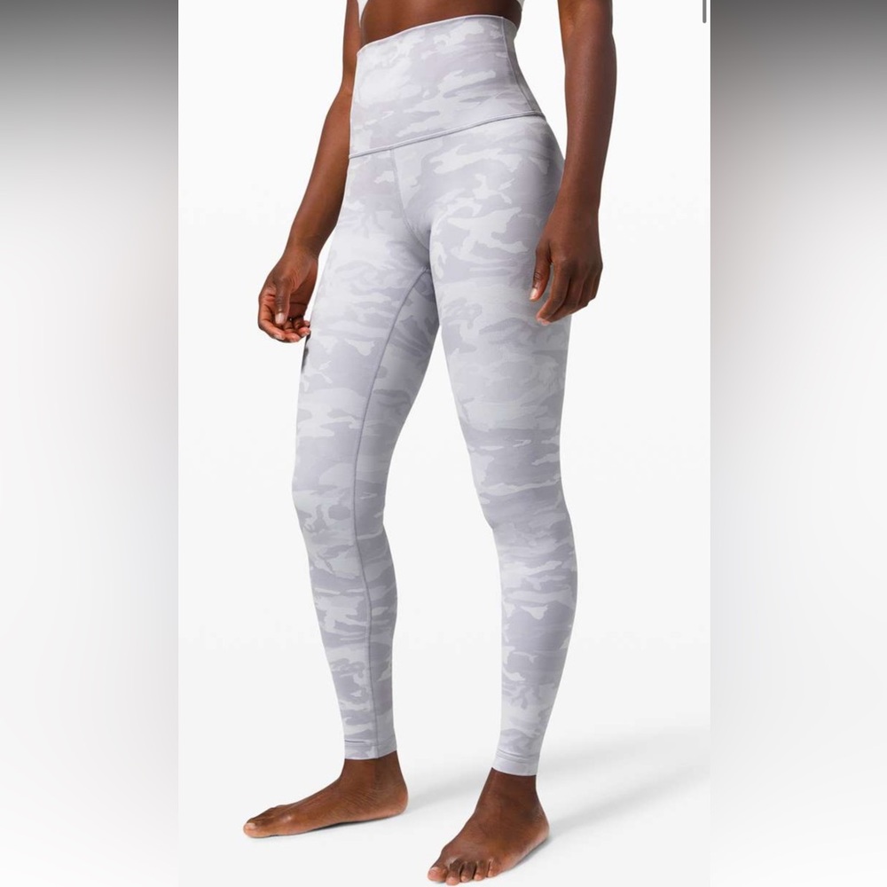 NWT LULULEMON WUNDER UNDER SHR TIGHT 28 JAC CAMO LEGGINGS